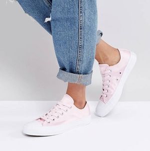 💗Converse satin sneakers💗